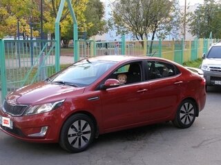 2012 Kia Rio 4-speed III, красный, 650000 рублей, вид 3