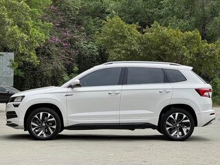 2022 Skoda Karoq DSG7 I, белый, 1690000 рублей, вид 5