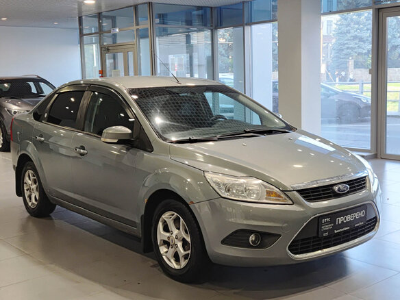 2009 Ford Focus II Рестайлинг, серый - вид 2