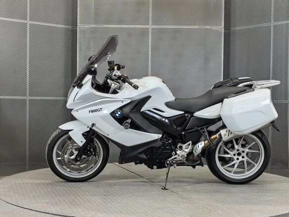 2013 BMW F 800 GT, белый, 599000 рублей - вид 4