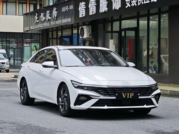 2023 Hyundai Elantra N Line VII (CN7) Рестайлинг, белый, 1649000 рублей - вид 3