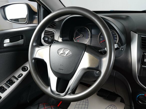 2012 Hyundai Solaris I, золотистый, 869000 рублей - вид 10