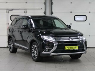 2018 Mitsubishi Outlander III Рестайлинг 3, чёрный, 1787000 рублей, вид 3