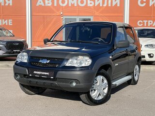 2013 Chevrolet Niva I Рестайлинг, чёрный, 650000 рублей, вид 1