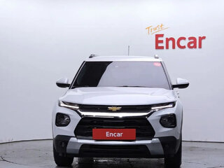 2022 Chevrolet TrailBlazer III, белый, 1684000 рублей, вид 2