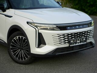 2025 Exeed RX, белый, 4250000 рублей, вид 4