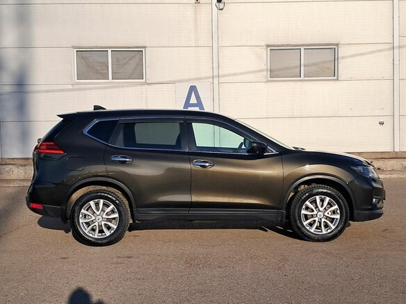 2019 Nissan X-Trail III Рестайлинг, коричневый, 2050000 рублей - вид 3
