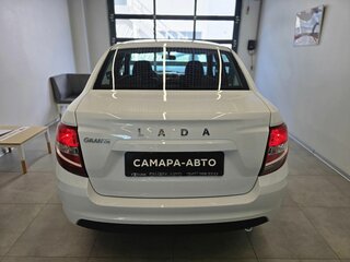 2026 Lada (ВАЗ) Granta I Рестайлинг, белый, 1101000 рублей, вид 5