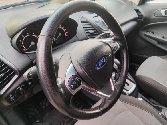2015 Ford EcoSport II, чёрный, 840000 рублей - вид 10
