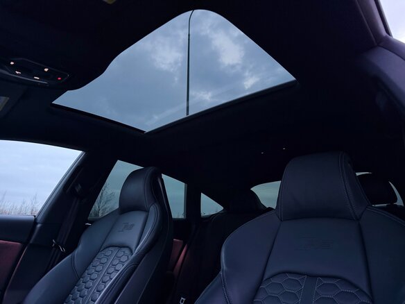 2022 Audi RS 5 II (F5) Рестайлинг, серый, 7850000 рублей - вид 33