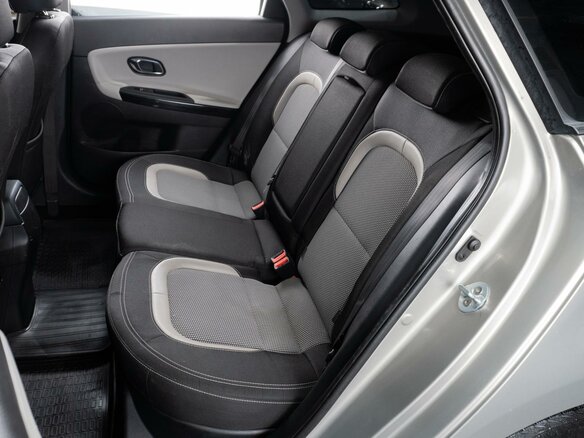 2017 Kia Ceed II Рестайлинг, серебристый, 1220000 рублей - вид 8