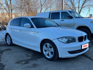 2010 BMW 1 серии 116i I (E81/E82/E87/E88) Рестайлинг, белый, 770000 рублей, вид 3