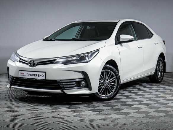 2017 Toyota Corolla XI (E160, E170, E180) Рестайлинг 1, белый, 1725000 рублей