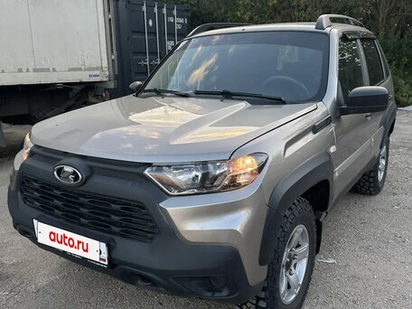 2022 Lada (ВАЗ) Niva Travel I, серый, 840000 рублей, вид 1