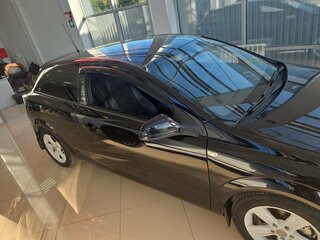 2011 Opel Astra GTC H Рестайлинг, чёрный, 462000 рублей, вид 4