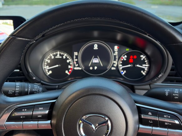 2022 Mazda 3 IV (BP), пурпурный, 1950000 рублей - вид 6