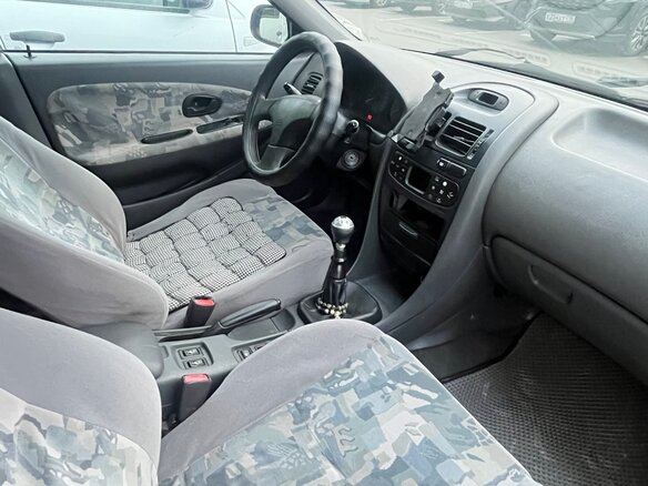 1997 Mitsubishi Carisma I, синий, 175000 рублей - вид 3