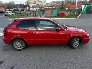1999 Toyota Corolla VIII (E110) Рестайлинг, красный, 265000 рублей, вид 4