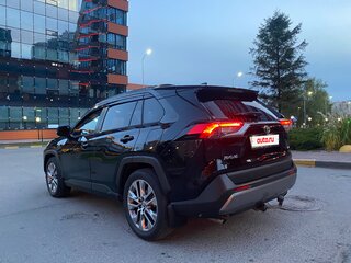2021 Toyota RAV4 V (XA50), чёрный, 3200000 рублей, вид 5