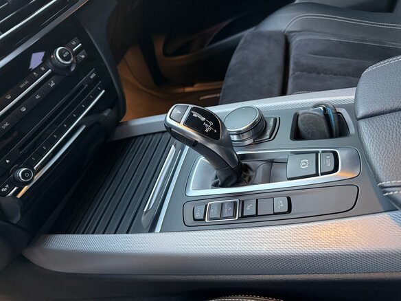 2017 BMW X5 30d III (F15), белый, 5550000 рублей - вид 10