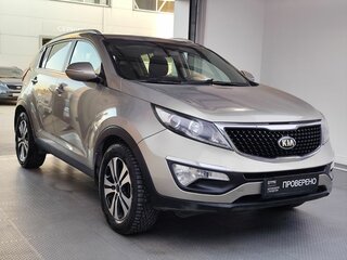 2014 Kia Sportage III Рестайлинг, серебристый, 1210000 рублей, вид 3