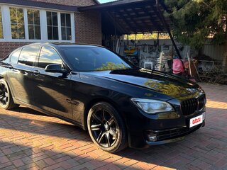 2013 BMW 7 серии 750d xDrive V (F01/F02/F04) Рестайлинг, чёрный, 2490000 рублей, вид 4