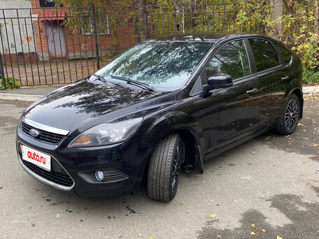 2010 Ford Focus II Рестайлинг, чёрный, 600000 рублей, вид 1