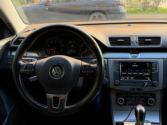 2011 Volkswagen Passat B7, чёрный, 1150000 рублей - вид 6