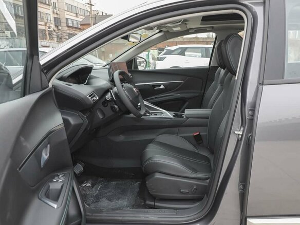2026 Peugeot 5008 II Рестайлинг, серый, 2800000 рублей - вид 20