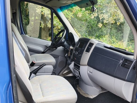 2008 Volkswagen Crafter, синий, 1449000 рублей - вид 10