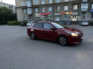 2017 Kia Rio IV, красный, 1100000 рублей, вид 5