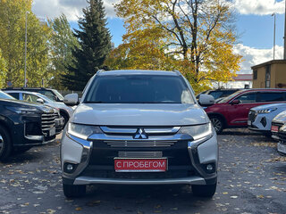 2015 Mitsubishi Outlander III Рестайлинг 2, белый, 1699000 рублей, вид 5