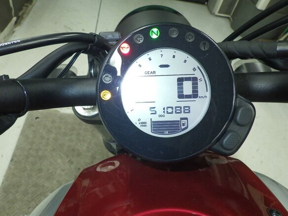 2018 Yamaha XSR700, красный, 555000 рублей - вид 8
