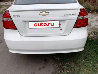 2011 Chevrolet Aveo I Рестайлинг, белый, 240000 рублей, вид 2