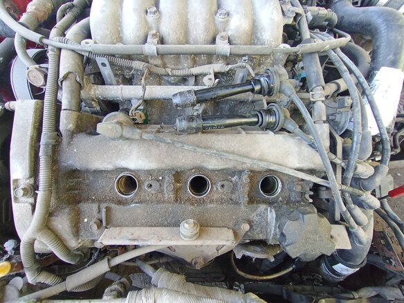 2002 Hyundai Tiburon II (GK), красный, 250000 рублей - вид 15