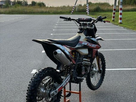 2025 BSE T8, чёрный, 199999 рублей, вид 4