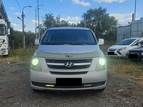 2008 Hyundai Grand Starex I, серый, 490000 рублей, вид 2