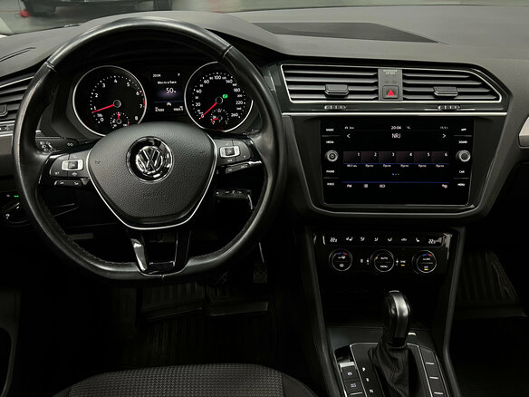 2020 Volkswagen Tiguan II, чёрный, 2599000 рублей - вид 9