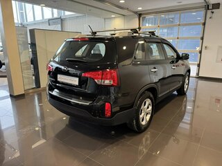 2014 Kia Sorento II Рестайлинг, чёрный, 1840000 рублей, вид 4