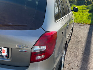 2012 Skoda Fabia II Рестайлинг, серый, 750000 рублей, вид 5