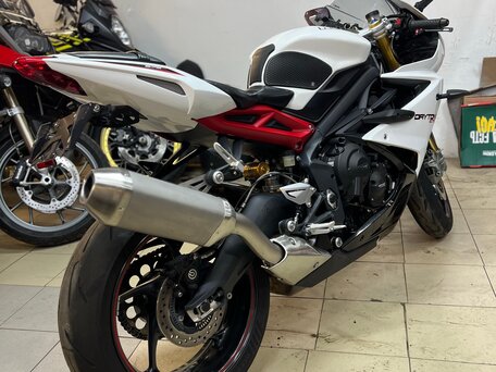 2014 Triumph Daytona 675, белый, 645000 рублей, вид 3