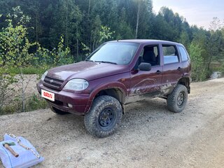 2005 Chevrolet Niva I, красный, 280000 рублей, вид 2