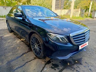 2018 Mercedes-Benz E-Класс 200 V (W213, S213, C238), чёрный, 1735000 рублей, вид 2