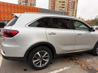 2019 Kia Sorento III Prime Рестайлинг, серебристый, 3100000 рублей, вид 4