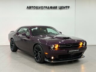 2020 Dodge Challenger III Рестайлинг 2, фиолетовый, 2990000 рублей, вид 3