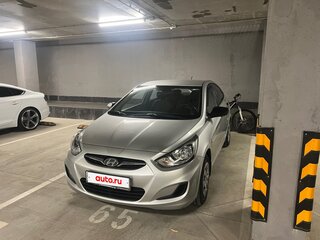 2012 Hyundai Solaris I, серебристый, 770000 рублей, вид 2
