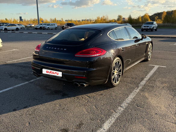 2014 Porsche Panamera 4S Executive I Рестайлинг, чёрный, 3500000 рублей - вид 3