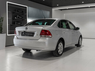 2011 Volkswagen Polo V, бежевый, 615000 рублей, вид 5