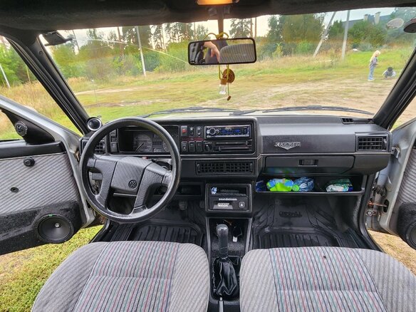 1990 Volkswagen Jetta KAT II, серый, 250000 рублей - вид 6