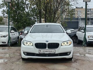 2011 BMW 5 серии 530d xDrive VI (F10/F11/F07), белый, 1519000 рублей, вид 2